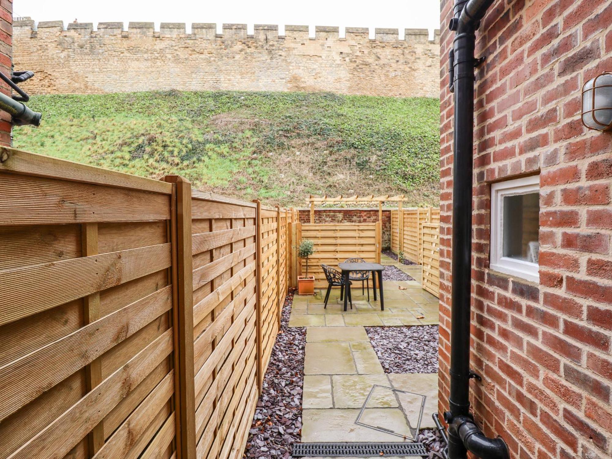 17 Union Road Basement Apartment Lincoln Exterior foto